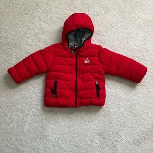 Red Kids Puffer Jacket, size 2T